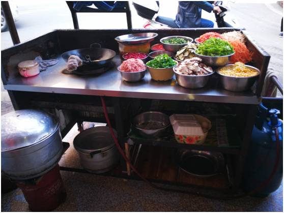 突擊回訪食品經(jīng)營(yíng)三期紅黑榜 餐飲店整改結(jié)果揭曉，哪些店吃得放心？